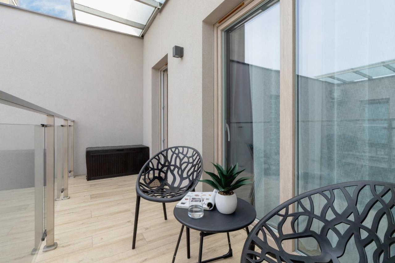 קרקוב Deluxe City Studio Kacik 10 By Noclegi Renters מראה חיצוני תמונה